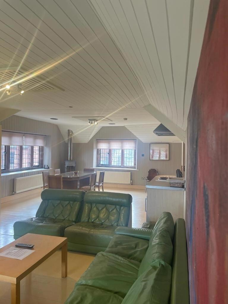 Thornton Manor - Holiday Cottages And Apartments Heswall Zimmer foto
